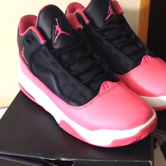 Nike | Shoes | Jordan Max Aura 2 Gs Sale | Poshmark